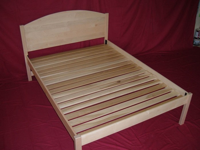 Solid Maple Natural Finish Bed with Spaced Slats and Arched Headboard