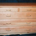 Solid Oak Dresser With 5 Drawers